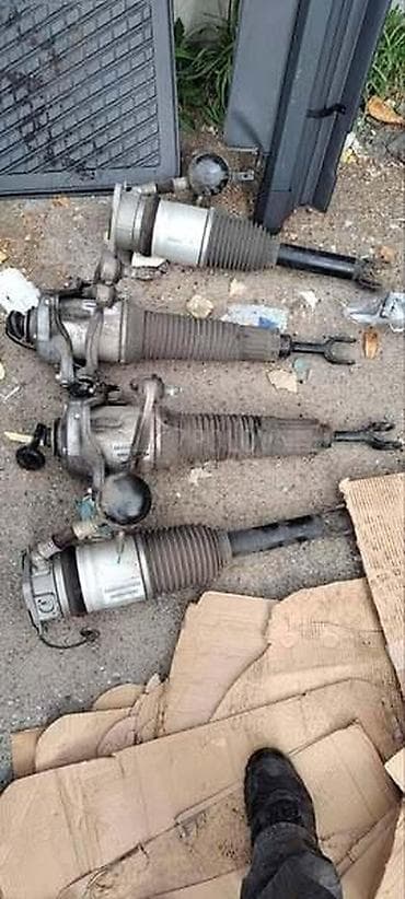 VAZDUSNO VESANJE ZA AUDI A8 OD 2002. DO 2012. GOD. | SERVIS I na lalafo.rs VAZDUSNO VESANJE ZA AUDI A8 OD 2002. DO 2012. GOD. | SERVIS I