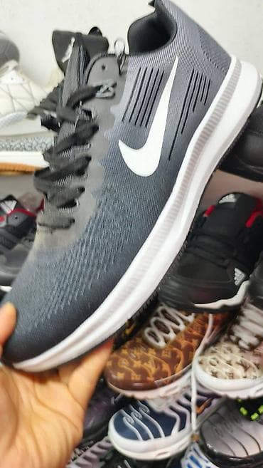 Patike, veličina - 50