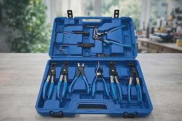 Heftalice: Komplet klešta za auto šelne i creva – 9 delova u koferu Opis: - — 4
