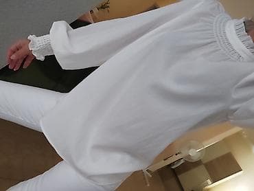 Beauty & Care: Ženska bela bluza sa visokim okovratnikom i puf rukavima. - — 3