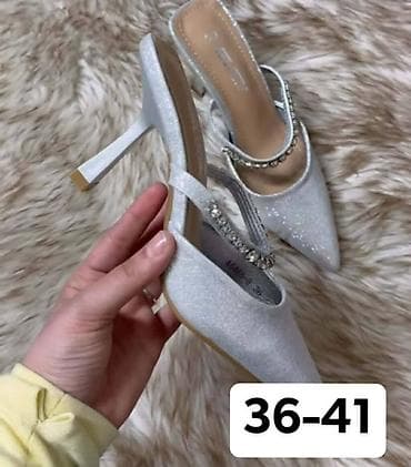 kombinezoni svecani: Elegantne ženske sandale sa štras sjajem - Model: otvoreni prsti — 8