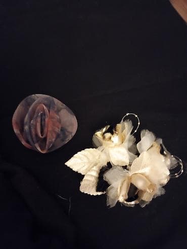 Dekorativni set – cvetne dekoracije - Set sadrži dve elegantne cvetne