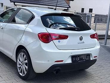 rikverc kamera za auto: ALFA ROMEO GIULIETTA 1.4 TB 2016. GODIŠTE | Auto uvezen iz — 7