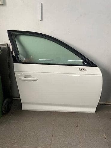 auto plac sirena: VRATA ZA AUDI A4 | Prednja desna vrata za Audi A4 B9 (300-H) — 1