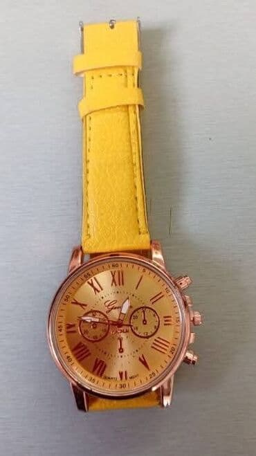 prsten sa cirkonom: Classic watch, Armitron, Female — 3