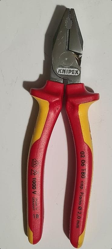 podloga za secenje: Knipex 02 06 180 profesionalna kombinovana klešta sa visokim prenosom — 3