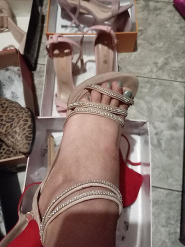 wolmaks sandale: Ženske cipele na visoku potpeticu – više modela - Crne salonke sa — 10