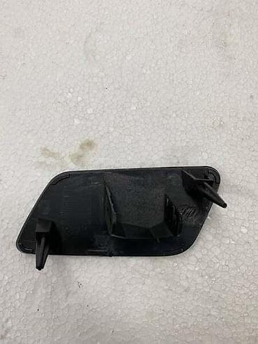 prikolice za auto: POKLOPAC PRSKALICE ZA AUDI A3 - 8V3955276 | Desni poklopac prskalice — 2