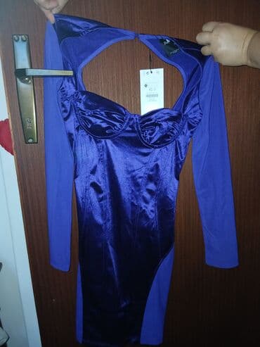 kućne haljine na preklop: Na prodaju jedna nova i jedna malo koriscena haljina u xs velicini — 4