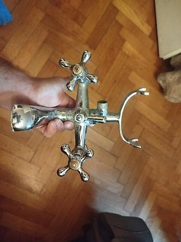 jisk ogledala: Stara retro baterija slavina za kupatilo kadu vintage Nepoznato — 1