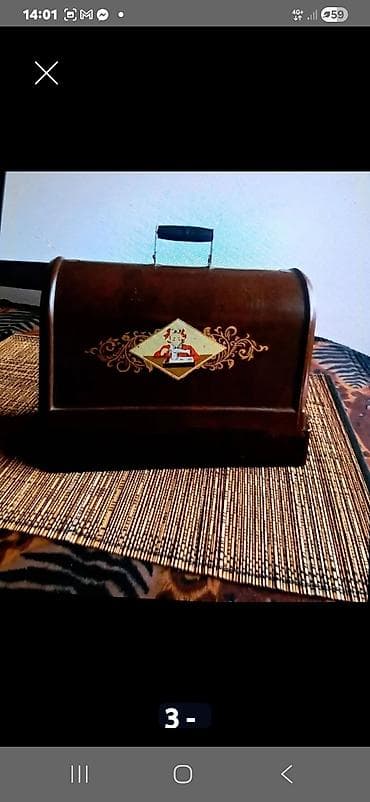 Pegle za veš: Mehanička šivaća mašina sa drvenim koferom/kućištem - Klasik sa — 3