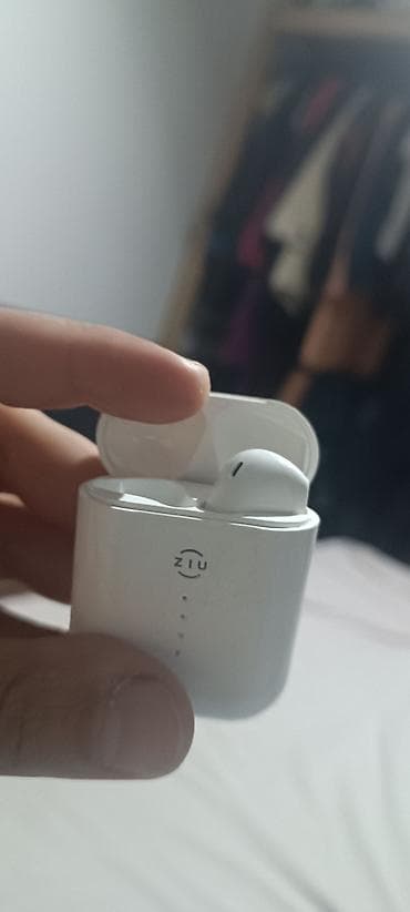 Bežične Bluetooth slušalice ZIU sa kutijom za punjenje - Ergonomski na lalafo.rs Bežične Bluetooth slušalice ZIU sa kutijom za punjenje - Ergonomski