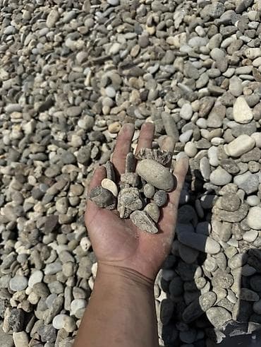 Alati i mašine: Rečni oblutci (prirodni dekorativni kamen) - Frakcija: mešovite — 2