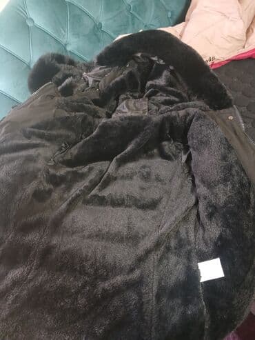 zara coats: Ženska zimska jakna – crna, topla i elegantna. - Krojen, punjen model — 3