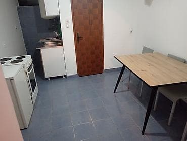 stanovi za izdavanje leskovac: Izdajem stanove za radnike u Dobanovcima,Surcin.
Cena 100e — 9