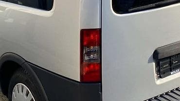 opel corsa c 1.2 osiguraci: STOP SVETLA ZA OPEL COMBO OD 2001. DO 2012. GOD. | Polovni — 1