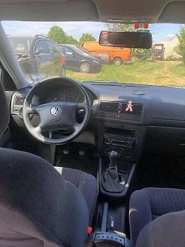 RUČICA MENJAČA ZA VOLKSWAGEN GOLF 4 | Ručica menjača za VW Golf 4 na lalafo.rs RUČICA MENJAČA ZA VOLKSWAGEN GOLF 4 | Ručica menjača za VW Golf 4