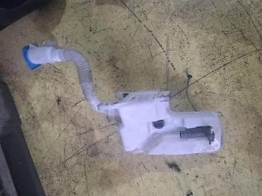 cerada za vetrobransko staklo: POSUDA ZA TECNOSTI ZA PRANJE BRISACA CANTRA AUDI Q3 1.6 TDI | audi — 2