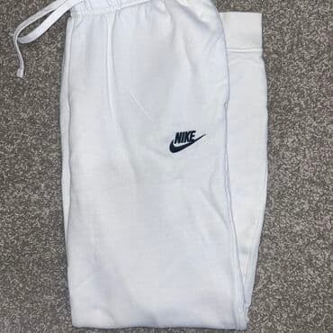 Gornji i donji deo: Nike komplet trenerke – bela - Dvodijelni set: dukserica s kapuljačom