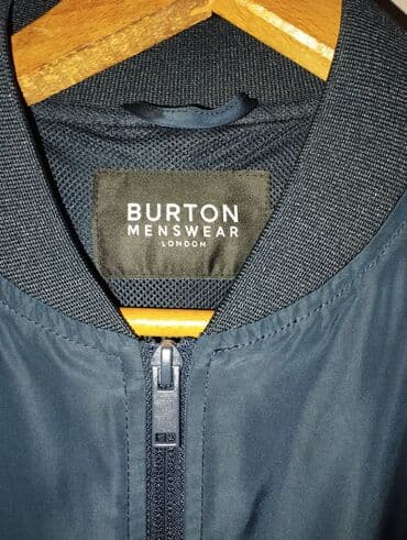 Coats and trench coats: Windbreakers — 2