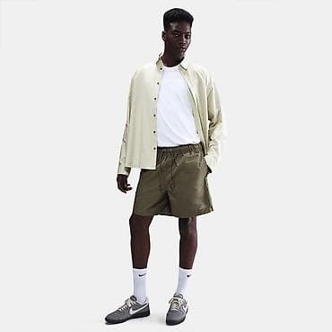 Sweaters: NIKE Club Flow Shorts vel. S NOVO HJ — 3