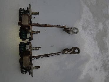 gurtne za auto: ZGLOB ZADNJIH VRATA ZA PEUGEOT 206 | Imam sve delove za peugeot 206 — 1