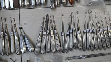 Other medical supplies: Oštra kašika Kireta Bone cureta Wiliger Martini, Barth, Kerpel — 9