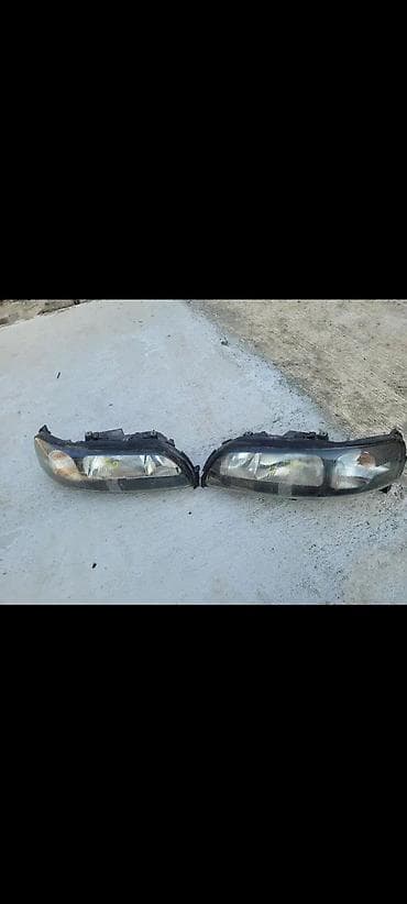DESNI FAR VOLVO S70 V70 | Desni far volvo s70 v70