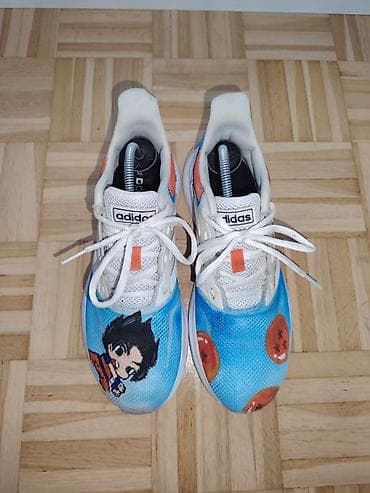 adidas minnie mouse patike: Adidas patike sa unikatnim printom inspirisanim anime tematikom. UG — 1