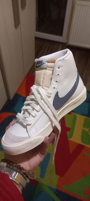 novoo: Nike Blazer Mid ’77 patike - Model: Blazer Mid ’77 Vintage - Visina — 2
