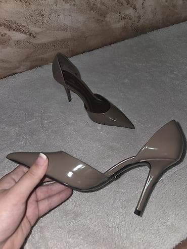 salonke broj 35: Zara salonke sa špicastim vrhom i visokom tankom štiklom. - Model — 3