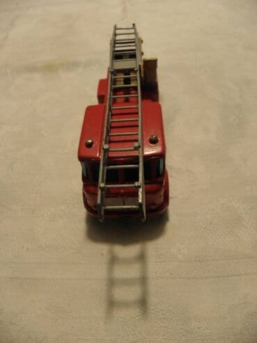 chicago fire online sa prevodom: Matchbox kamion Merrywheather Fire Engine No.15 (13 cm.),England,fali — 2