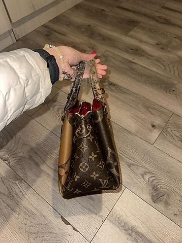 planeta torbe: Ženska torba – monogram motiv - Materijal: čvrsta eko koža sa — 3