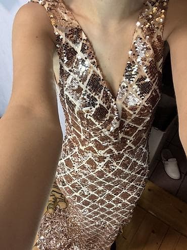 zara sandale na stiklu: Elegantna večernja haljina sa šljokicama - Model: duga — 5