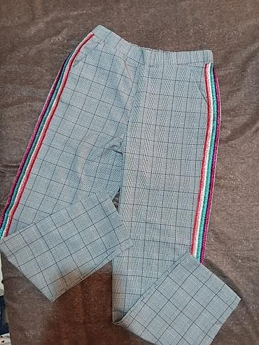 haljina s: Ženske pantalone sa kariranim dezenom i svetlucavim bočnim prugama - — 1
