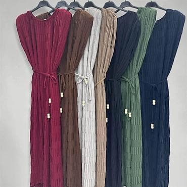 lanene haljine: 07. Haljina za punije
2XL 3XL 4XL
Cena : 2.800 dinara H — 4