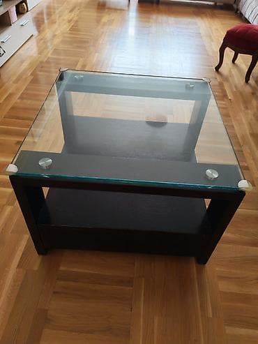 Dušeci: Stočić za dnevni boravak. Boja: tamno braon. Dimenzije: 70x70x48cm — 2