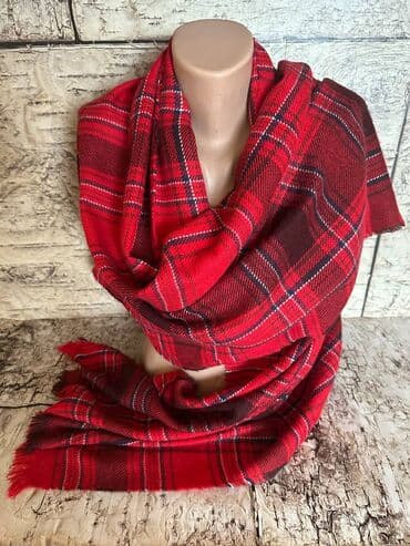 Headgear: Wool, color - Red — 1