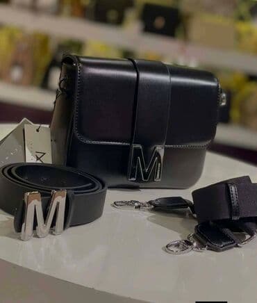 turska roba na veliko novi pazar: Elegantna ženska torbica preko ramena sa metalnim slovom „M” na — 4