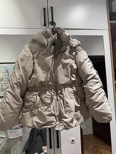 balenciaga triple s: Zimska jakna sa kapuljačom, bež/boja peska. - Kroj: kratka puffer — 1