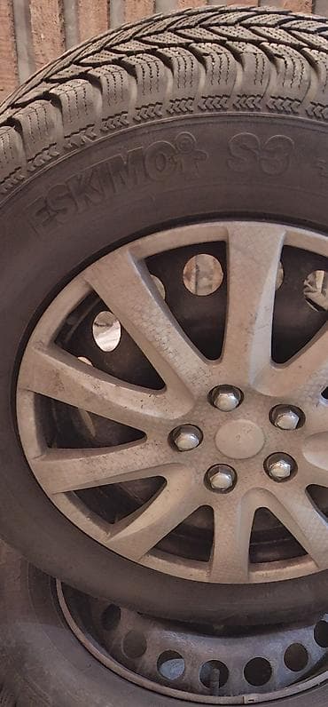 rezervoar za kosacicu: Zimske gume sa felnama – komplet 4 komada - Model pneumatika: Sava — 4