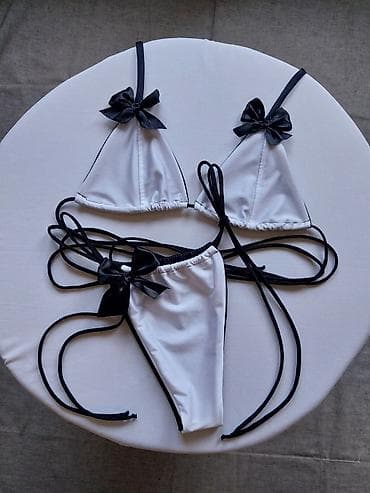 37 broj: Beli bikini set sa crnim detaljima – trodelni izgled sa mašnama - — 2