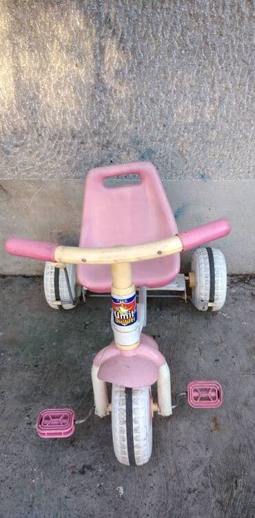 decije igracke patrolne sape: Deciji triciklduz.60,sir.45,vis.sedista 26 cm.,naprsao p.blatobran — 3