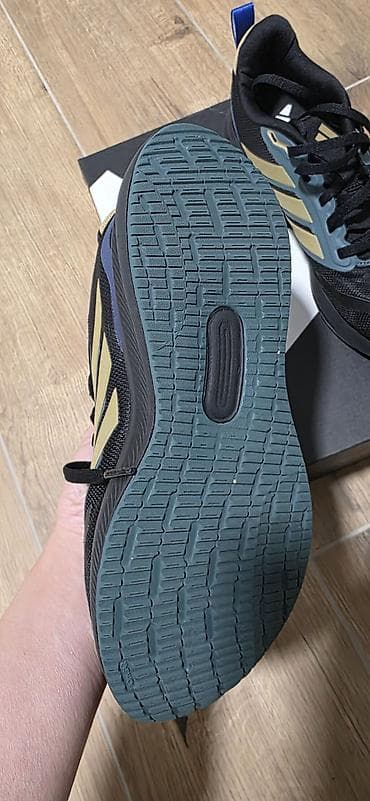 barracuda patike: Patike adidas lifestyle,par puta nosene,kao nove.Vel.37 CENA FiXNA - — 3