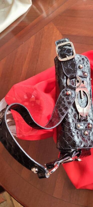 kozne jakne krusevac: Torba za rame, Guess, Materijal: Koža — 10