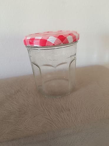 Staklena tegla sa poklopcem - Materijal: providno staklo sa reljefnim