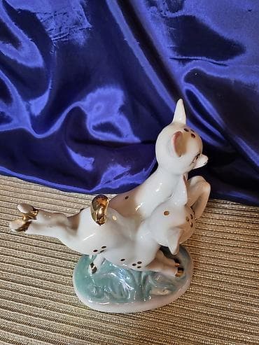 branka raca: Figura vintaz,nova porcelanska. Figura sve na njoj odsjaj od — 5