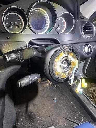 audi a4 2008 limuzina: SPULNA VOLANA ZA MERCEDES BENZ C KLASA, C 160, C 180 . OD 2008. DO — 1
