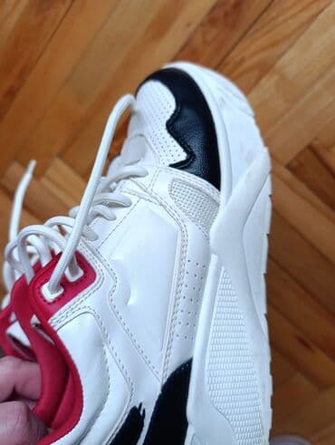 Women's Sneakers and athletic shoes: Zara, 38, bоја - Bela