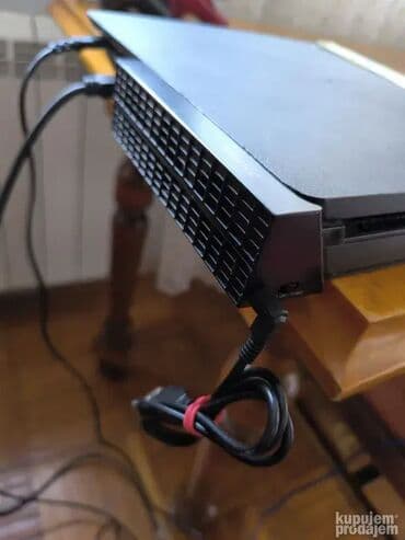 Kuler (ventilator) PS4 Slim Informacije 14 godina prodavac konzola i